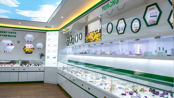 塑膠模具設(shè)計(jì)工資一般多少？【模具設(shè)計(jì)就業(yè)前景】