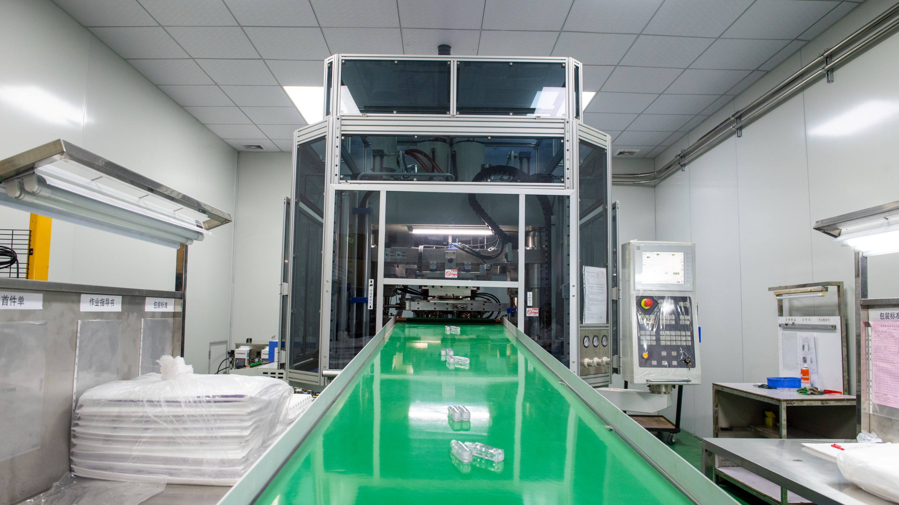 用注塑模具好還是吹塑模具好？