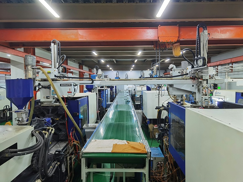 家電注塑件生產(chǎn)難點(diǎn)，注塑機(jī)