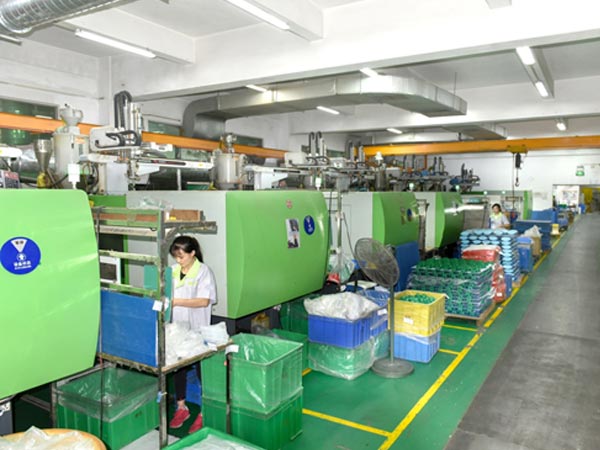 世邦OPPO手機(jī)后蓋外殼案例 世邦OPPO手機(jī)后蓋外殼案例