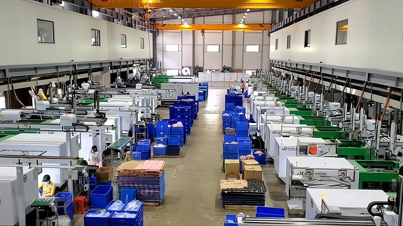 越南注塑車(chē)間