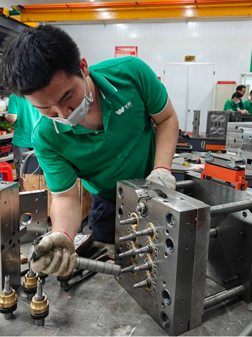 開模注塑避坑指南：注塑廠教你三招防騙、規(guī)范溝通與報(bào)價(jià)