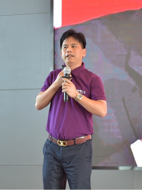 世邦注塑模具廠經(jīng)營(yíng)管理課開講啦